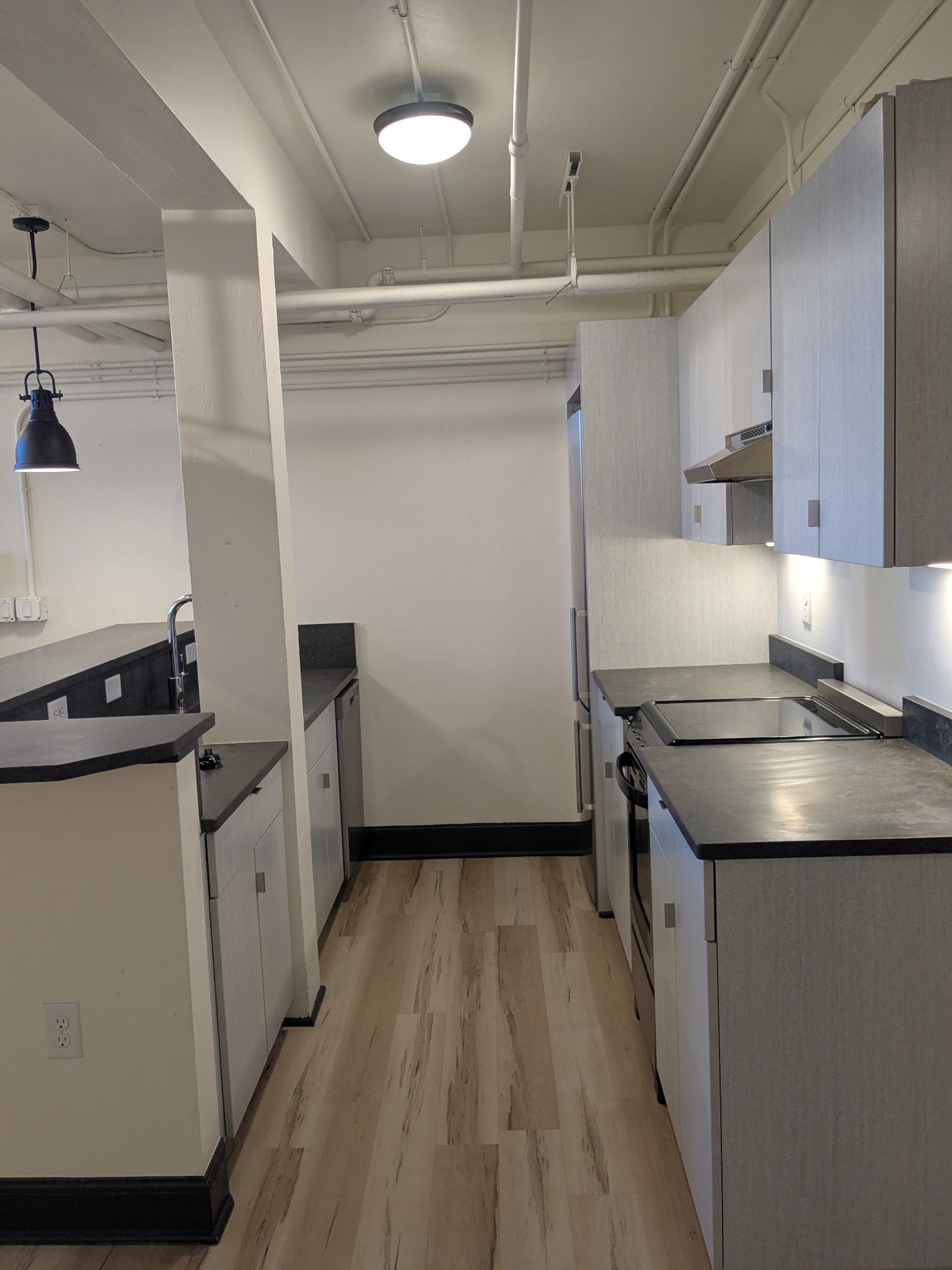 210 East Street - 103