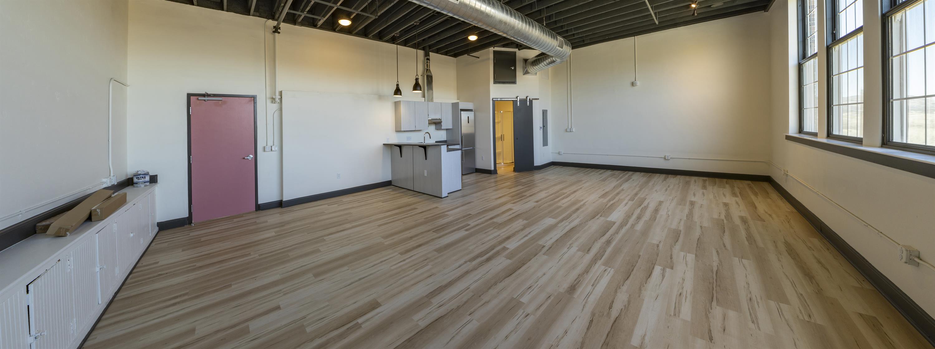 210 East Street - 211